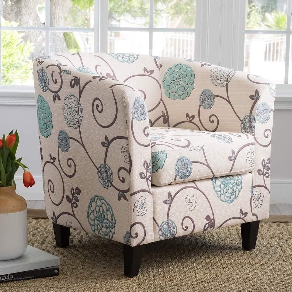 Indoor Contemporary Fabric Club Chair