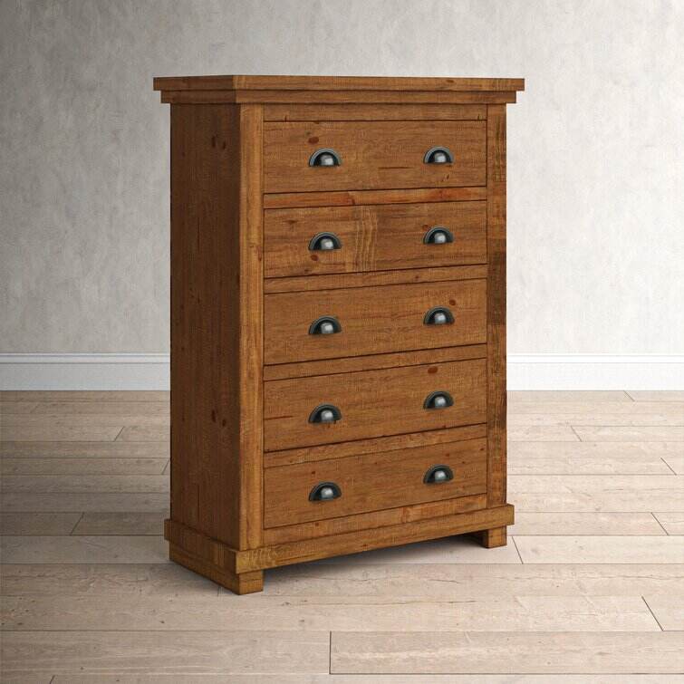 Wolferstorn 5 - Drawer Dresser