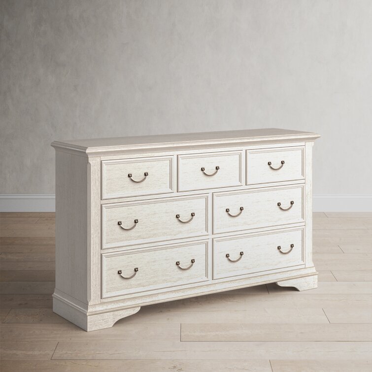 7 Drawer 64'' W Dresser